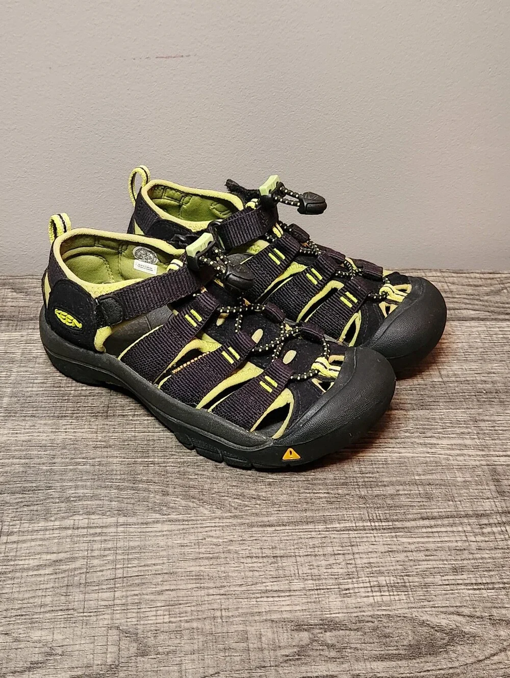 KEEN Kids' Black & Lime Sport Sandals Size 13